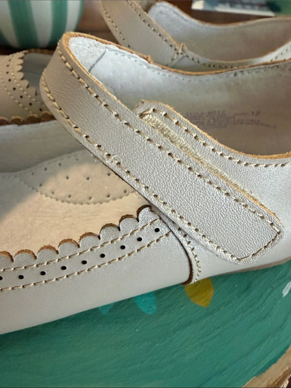 L'Amour Cream Mary Jane Dress Shoes for Kids